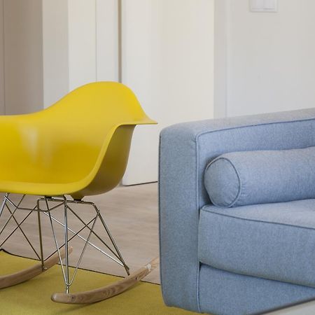 Joivy Lux And Spacious 1Br Home With Huge Terrace, 5Mins To Academy Of Sciences Lisboa Habitación foto