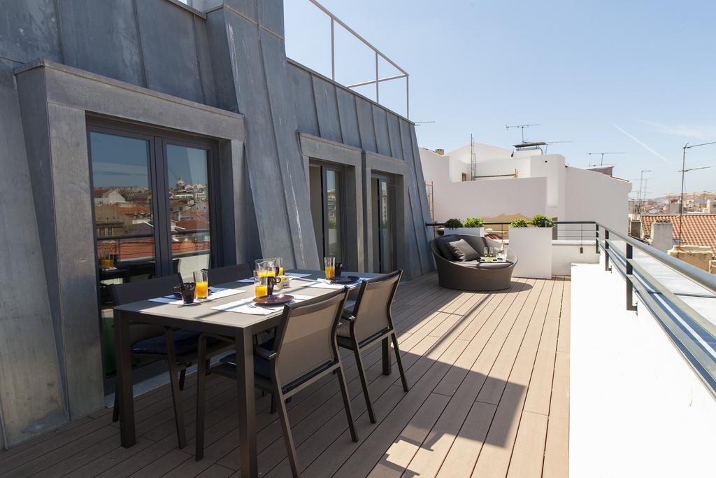 Joivy Lux And Spacious 1Br Home With Huge Terrace, 5Mins To Academy Of Sciences Lisboa Habitación foto