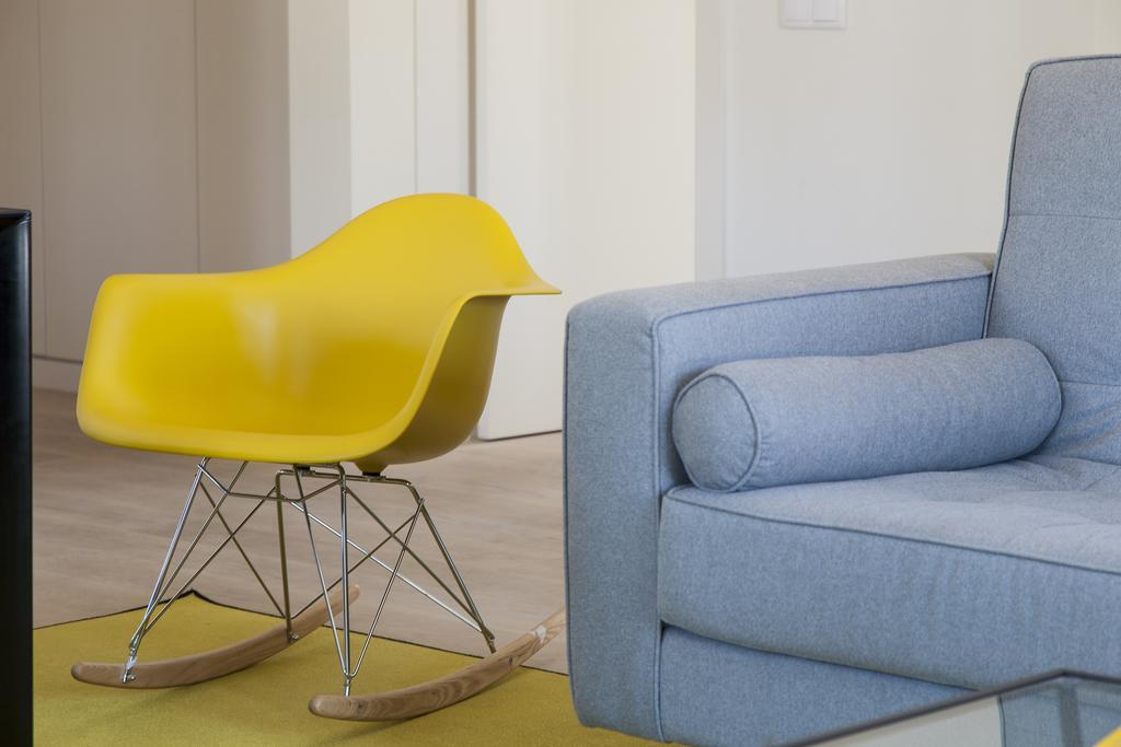 Joivy Lux And Spacious 1Br Home With Huge Terrace, 5Mins To Academy Of Sciences Lisboa Habitación foto