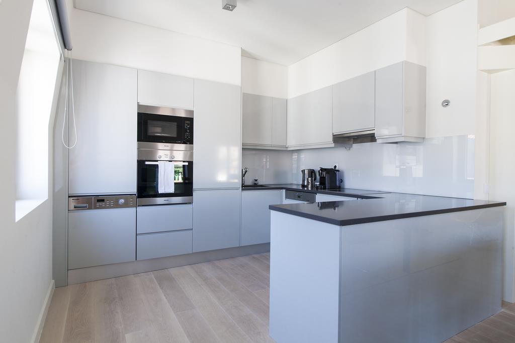 Joivy Lux And Spacious 1Br Home With Huge Terrace, 5Mins To Academy Of Sciences Lisboa Habitación foto